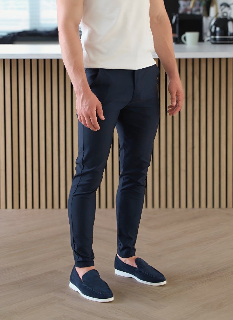 Lightweight chinos - navy